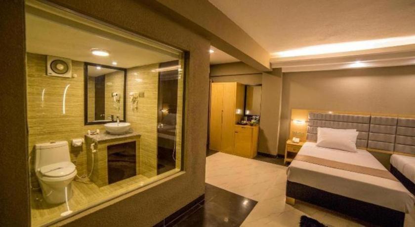 Hotel Castle Salam Khulna Exterior foto